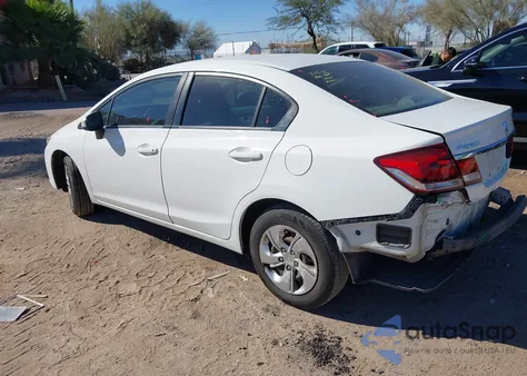 2015 Honda Civic Lx z USA, uszkodzony, nr VIN 2HGFB2F56FH518848